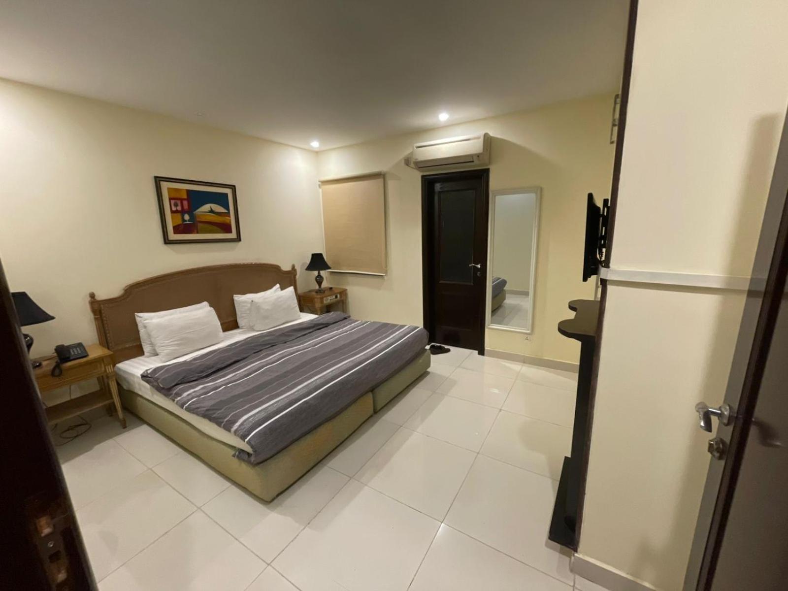 Panoramic Hotel Lahore Eksteriør billede