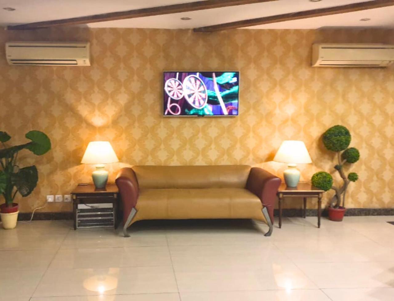 Panoramic Hotel Lahore Eksteriør billede